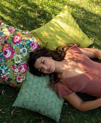Comment choisir le coussin d’extérieur parfait pour votre jardin